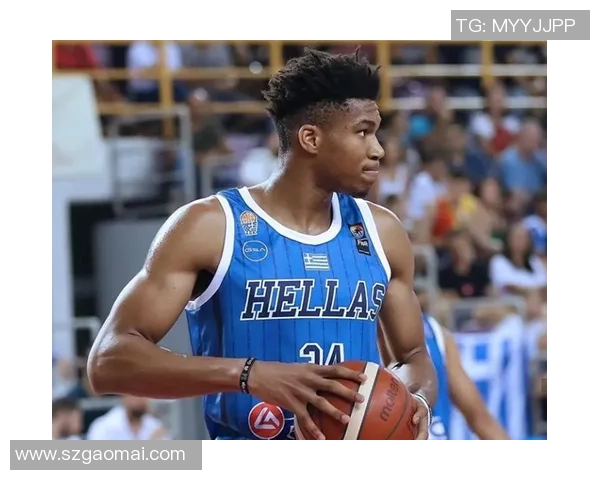 武汉篮球队在世界杯预选赛中以99分稳居积分榜首位，展现强劲实力